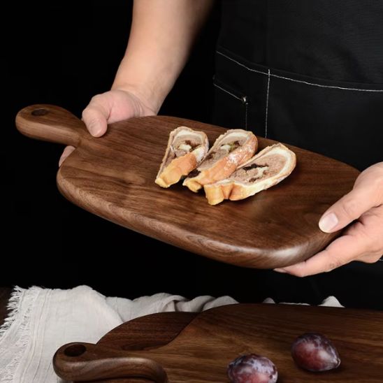Planche à découper en bois | Unique - TOPTEKCUISINE