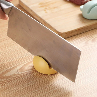 Aiguiseur de couteaux jaune efficace