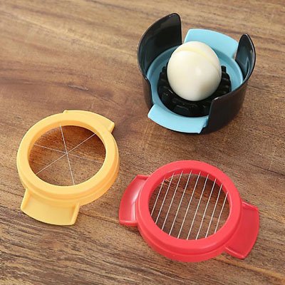 Coupe oeuf à la coque trois couleur