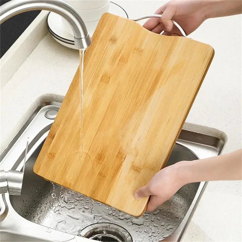 Planche à découper en bois | Distinction - TOPTEKCUISINE