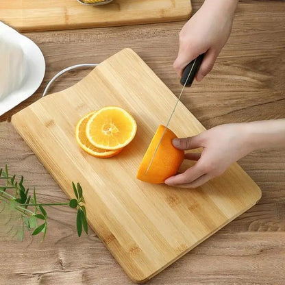 Planche à découper en bois | Distinction - TOPTEKCUISINE