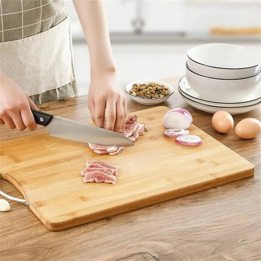 Planche à découper en bois | Distinction - TOPTEKCUISINE