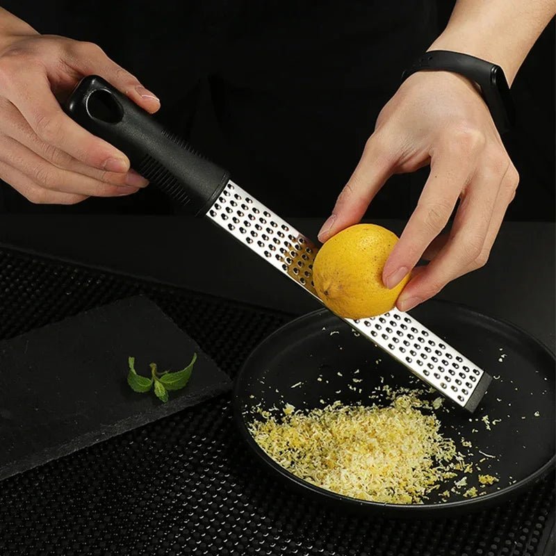 Râpe à fromage | Noir - TOPTEKCUISINE